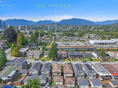 5690 Hardwick Street, Burnaby, BC 