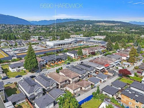 5690 Hardwick Street, Burnaby, BC 