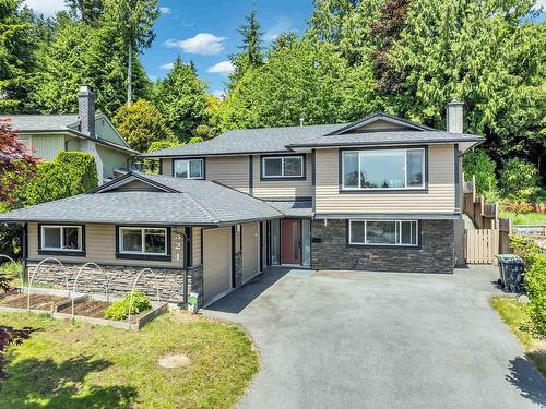 321 Gloucester Court, Coquitlam, BC 