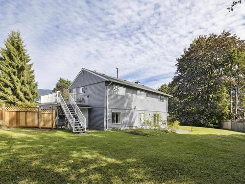 2273 Hazellynn Place, North Vancouver, BC 