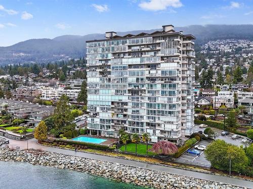 1108 150 24Th Street, West Vancouver, BC 