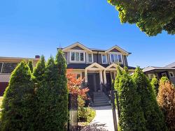 2844 E 43RD AVENUE  Vancouver, BC V5R 2Z2