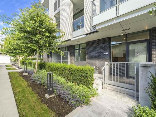 6735 Cambie Street, Vancouver, BC 