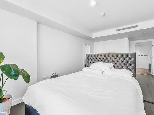 2807 1111 Richards Street, Vancouver, BC 