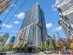 2807-1111 Richards Street  Vancouver, BC V6B 0S3