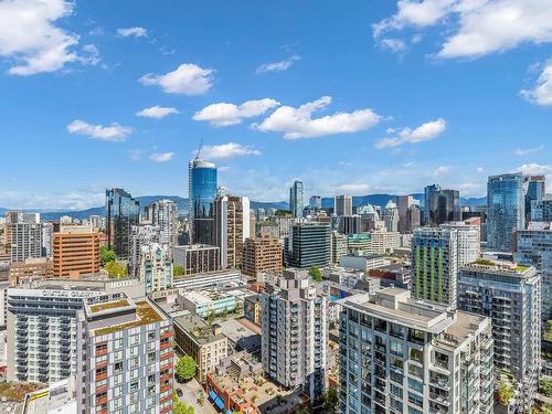 2807 1111 Richards Street, Vancouver, BC 