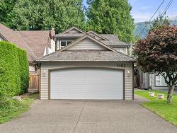 1162 CANYON BOULEVARD  North Vancouver, BC V7R 2K4