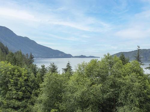 42 Sweetwater Place, Lions Bay, BC 