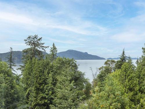 42 Sweetwater Place, Lions Bay, BC 