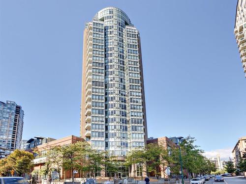 1209 63 Keefer Place, Vancouver, BC 