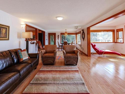 5446 Secret Cove Road, Halfmoon Bay, BC 