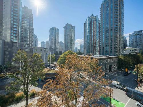 407 535 Smithe Street, Vancouver, BC 