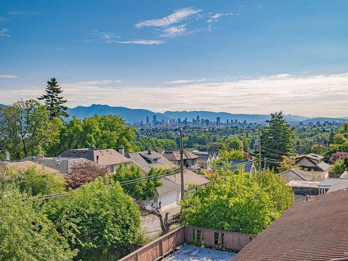 3853 W 14Th Avenue, Vancouver, BC 