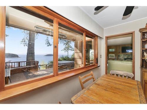 6315 Sunshine Coast Highway, Sechelt, BC 