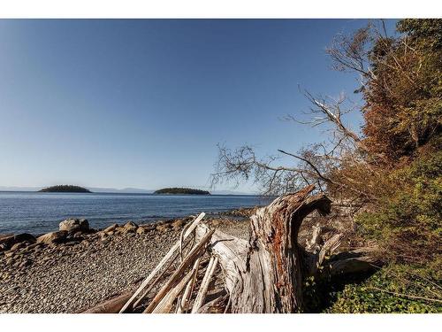 6315 Sunshine Coast Highway, Sechelt, BC 