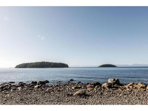 6315 Sunshine Coast Highway, Sechelt, BC 