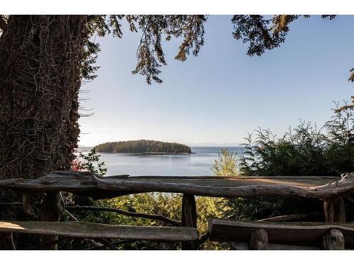 6315 Sunshine Coast Highway, Sechelt, BC 