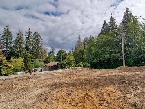 7712 Fawn Road, Halfmoon Bay, BC 