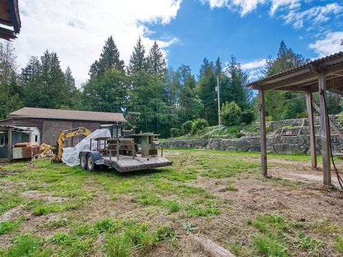 7712 Fawn Road, Halfmoon Bay, BC 