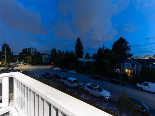 212 W 5Th Street, North Vancouver, BC 