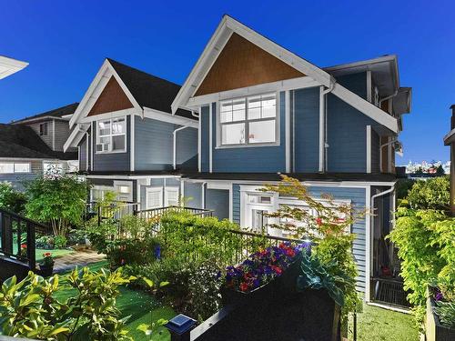 212 W 5Th Street, North Vancouver, BC 