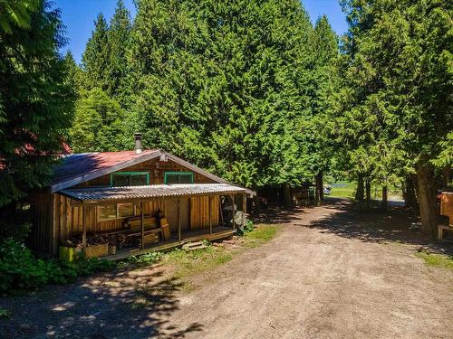 7700 Pemberton Meadows Road, Pemberton, BC 