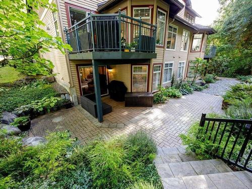 1057 Strathaven Drive, North Vancouver, BC 