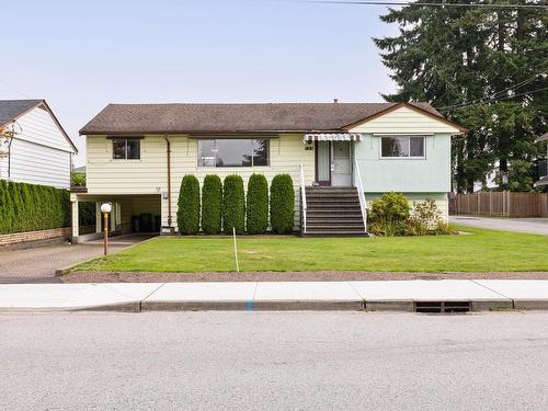 739 Schoolhouse Street, Coquitlam, BC 