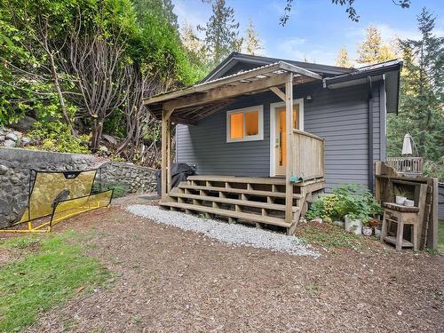 2575 Caledonia Avenue, North Vancouver, BC 