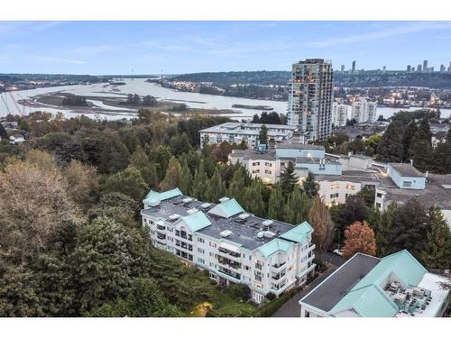 405 55 Blackberry Drive, New Westminster, BC 