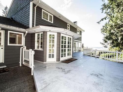 4032 Ripple Road, West Vancouver, BC 