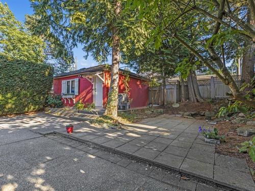 1950 W 36Th Avenue, Vancouver, BC 