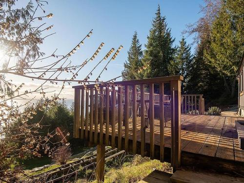 7949 Redrooffs Road, Halfmoon Bay, BC 