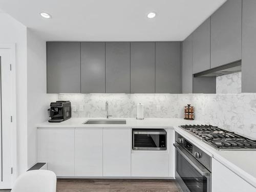 305 8121 Chester Street, Vancouver, BC 