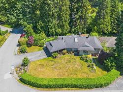 5749 CRANLEY DRIVE  West Vancouver, BC V7W 1S7