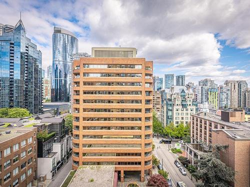 1703 1189 Howe Street, Vancouver, BC 