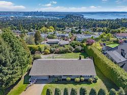 820 KNOCKMAROON ROAD  West Vancouver, BC V7S 1R6