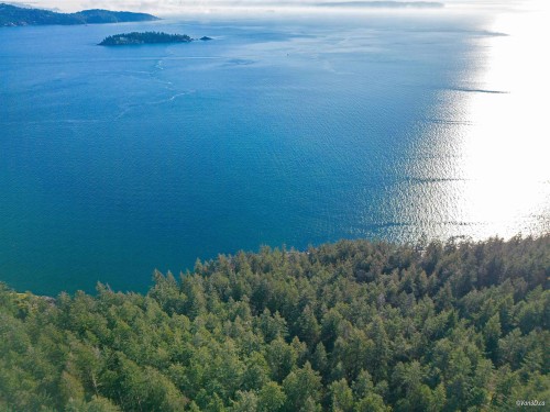 381 Waterfront, Bowen Island, BC 