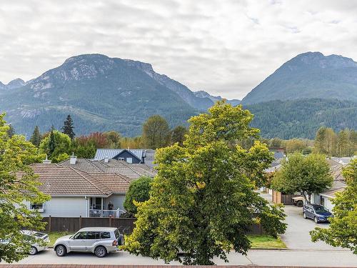 305 40100 Willow Crescent, Squamish, BC 