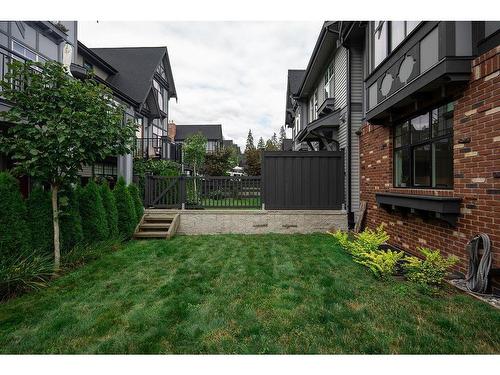 100 3552 Victoria Drive, Coquitlam, BC 