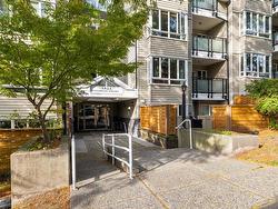 210 1823 E GEORGIA STREET  Vancouver, BC V5L 2B5