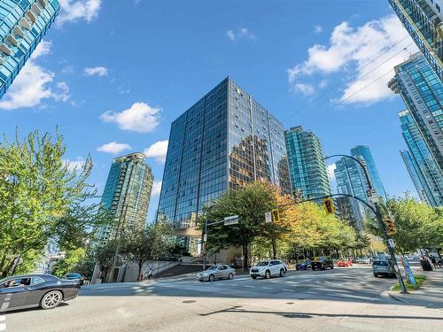 608 1333 W Georgia Street, Vancouver, BC 