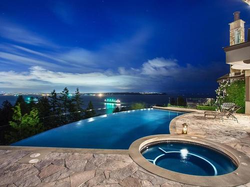 4672 Clovelly Walk, West Vancouver, BC 