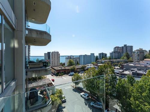 601 570 18Th Street, West Vancouver, BC 