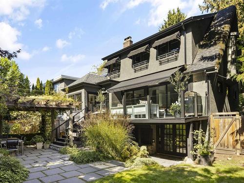 4678 W 9Th Avenue, Vancouver, BC 