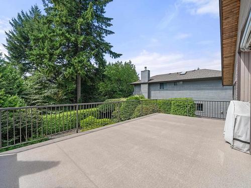 2515 Edgemont Boulevard, North Vancouver, BC 