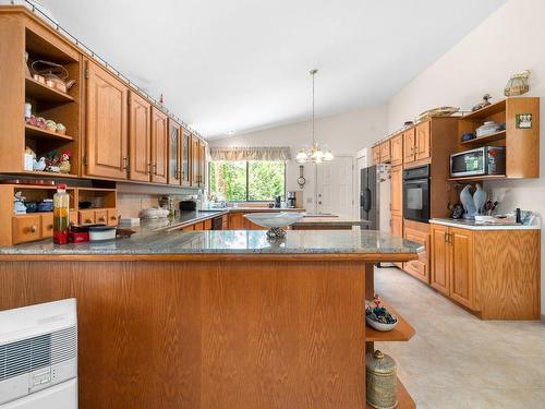 2515 Edgemont Boulevard, North Vancouver, BC 