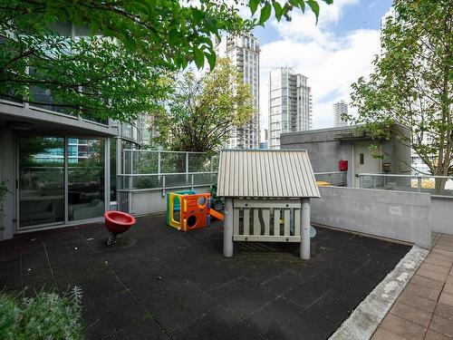 1503 833 Homer Street, Vancouver, BC 