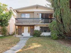 4930 DUNBAR STREET  Vancouver, BC V6N 1V3