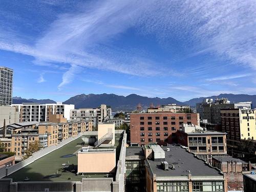 1105 550 Taylor Street, Vancouver, BC 